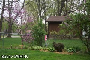 640 Glenview Cir, Plainwell, MI 49080 photo 22