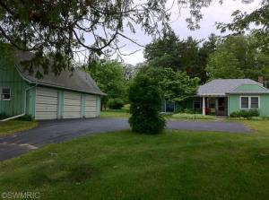 224 Arthur St, Manistee, MI 49660 photo 1