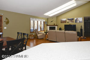 237 Deer Run Dr, Plainwell, MI 49080 photo 26