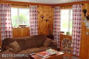 795 Bennett, Coldwater, MI 49036 photo 3