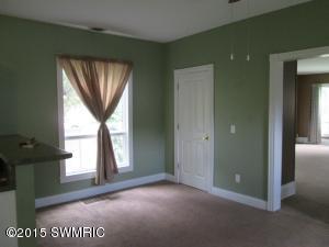 134 E North St, Marcellus, MI 49067 photo 8