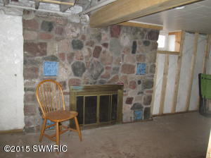 134 E North St, Marcellus, MI 49067 photo 6