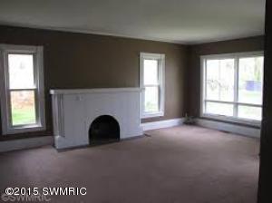 134 E North St, Marcellus, MI 49067 photo 4