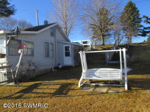 781 Thompson Dr, Stanton, MI 48888 photo 3