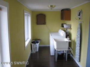 80 E Mark St, Sparta, MI 49345 photo 10