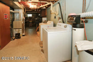 253 Stuart Lake Rd, Marshall, MI 49068 photo 18