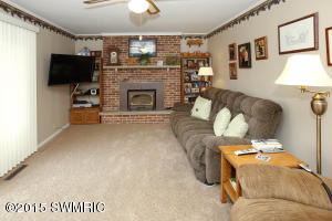 253 Stuart Lake Rd, Marshall, MI 49068 photo 9