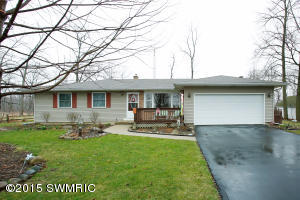 253 Stuart Lake Rd, Marshall, MI 49068 photo 2