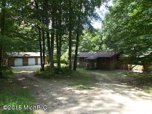 2767 N Wisner Ave, White Cloud, MI 49349 photo 2