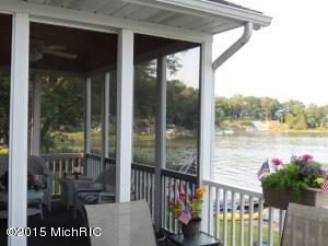 10837 Long Point Dr, Plainwell, MI 49080 photo 3