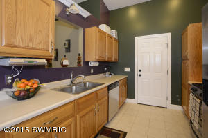 342 12th St, Plainwell, MI 49080 photo 9