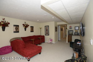 342 12th St, Plainwell, MI 49080 photo 20
