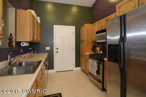 342 12th St, Plainwell, MI 49080 photo 6