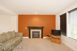 783 Moorings Dr, Ada, MI 49301 photo 4