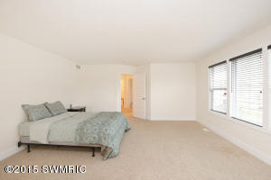 783 Moorings Dr, Ada, MI 49301 photo 16