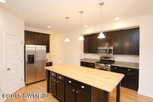 783 Moorings Dr, Ada, MI 49301 photo 10