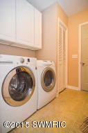 654 E State St, Belding, MI 48809 photo 18