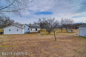 654 E State St, Belding, MI 48809 photo 24