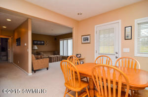 654 E State St, Belding, MI 48809 photo 8