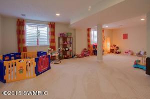 420 Ridgeline Rd, Springfield, MI 49037 photo 17