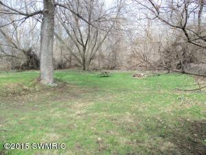 278 Richfield Ave, Springfield, MI 49037 photo 8