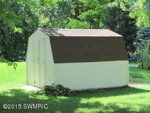 402 Reid Dr, Stanton, MI 48888 photo 24