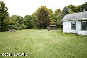 413 E St Joseph St, Lawrence, MI 49064 photo 17