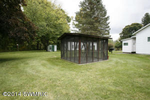 413 E St Joseph St, Lawrence, MI 49064 photo 18