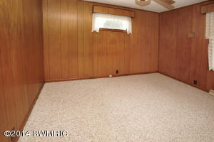 413 E St Joseph St, Lawrence, MI 49064 photo 14