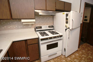 413 E St Joseph St, Lawrence, MI 49064 photo 6