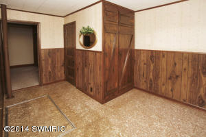 413 E St Joseph St, Lawrence, MI 49064 photo 9
