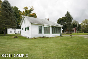 413 E St Joseph St, Lawrence, MI 49064 photo 22