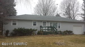 22135 Division Dr, Marshall, MI 49068 photo 1