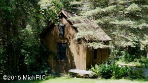 10522 N Riverview Dr, Plainwell, MI 49080 photo 5
