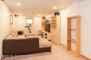 235 N Sunset St, Plainwell, MI 49080 photo 14