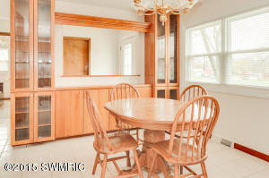 235 N Sunset St, Plainwell, MI 49080 photo 4