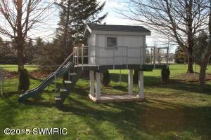 235 N Sunset St, Plainwell, MI 49080 photo 20