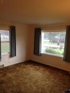 8 E Cass St, Bangor, MI 49013 photo 5