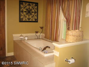 21402 Division Dr, Marshall, MI 49068 photo 36