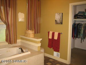 21402 Division Dr, Marshall, MI 49068 photo 35