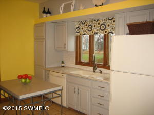 21402 Division Dr, Marshall, MI 49068 photo 14