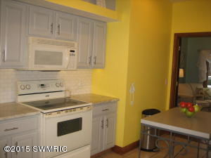 21402 Division Dr, Marshall, MI 49068 photo 11