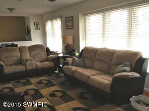 17536 Hiawatha Dr, Spring Lake, MI 49456 photo 6