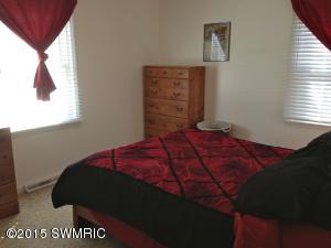 17536 Hiawatha Dr, Spring Lake, MI 49456 photo 12
