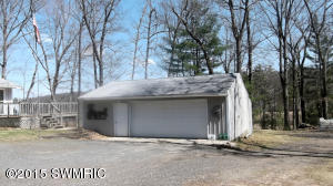 9080 S Two Lakes Dr, Baldwin, MI 49304 photo 4