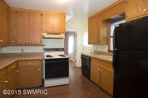 263 E Oak Grove Ave, Parchment, MI 49004 photo 6