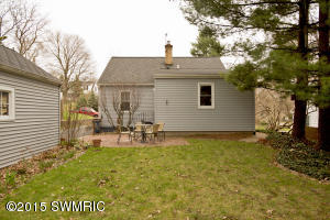 263 E Oak Grove Ave, Parchment, MI 49004 photo 13