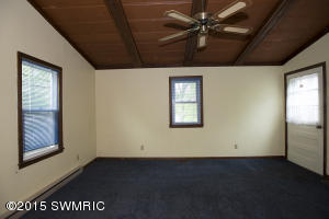 263 E Oak Grove Ave, Parchment, MI 49004 photo 11