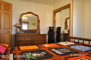 23833 Lake Dr, Sears, MI 49679 photo 35