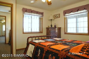 23833 Lake Dr, Sears, MI 49679 photo 34